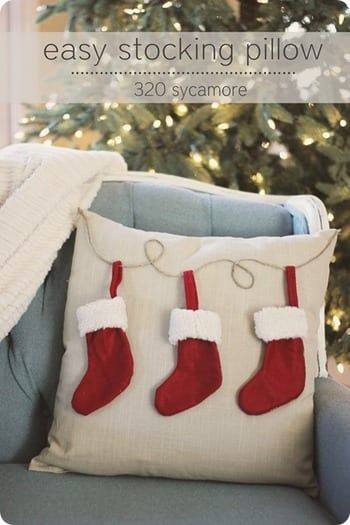 30 Christmas Pillow Projects that Are Pretty Much Amazing | How To Build It Christmas Pillows To Make Sewing, Christmas Cushions To Make, Christmas Cushions Ideas, Christmas Pillows Diy Sewing Projects, Diy Christmas Pillow Covers, Christmas Pillows To Make, Homemade Cushions, Diy Pillowcase, Christmas Pillows Diy