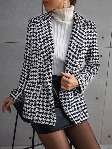 Christmas Blazer Outfit, Christmas Outfit Fancy, Woman Christmas Outfit, Christmas Work Party Outfit, Outfits Ideas Christmas, Fancy Christmas Outfit, Houndstooth Blazer Outfit, Dressy Christmas Outfits, Work Party Outfit