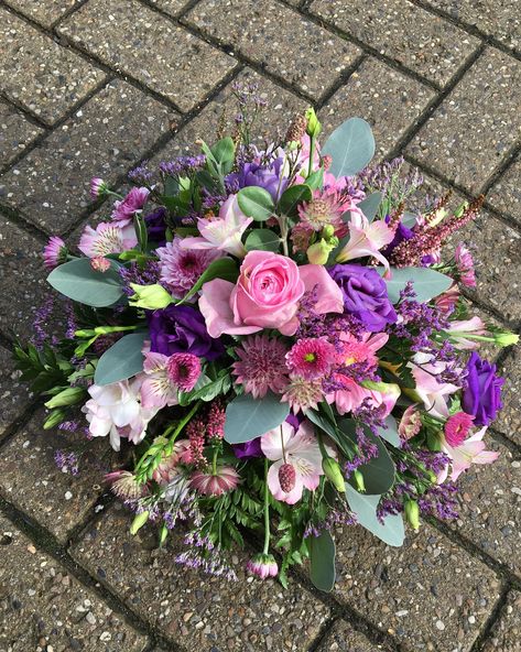 Floristry For Beginners, Mum Wreath, Posy Flower, Flowers For Men, Flower Arranging, Bridal Bouquets, Bridal Bouquet, Birmingham, Floral Art