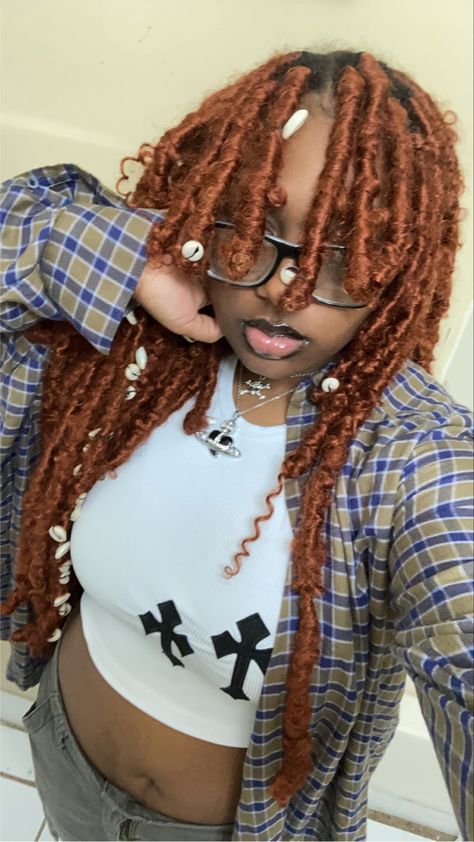 Butterfly Locs Bangs, Locs W Bangs, Ginger Butterfly Locs, Locs Bangs, Ginger Locs, Spiritual Fashion, Boho Locs, Butterfly Locs, Cute Box Braids Hairstyles