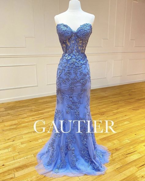 Blue Prom Looks, Lavender Prom Dress Long, Lace Long Prom Dress, Lavender Prom Dresses, Red Lace Prom Dress, Halter Evening Dress, 2 Piece Prom Dress, Wedding Veils Lace, Mother Wedding Dress