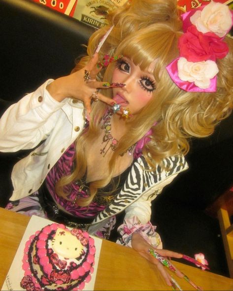 Gyaru Aesthetic, Agejo Gyaru, Gyaru Makeup, Hime Gyaru, 일본 패션, Gyaru Fashion, Discord Server, J Fashion, Pose Reference Photo