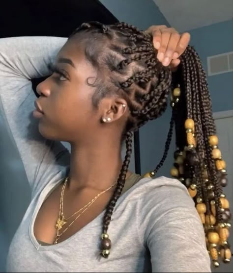 Cute Box Braids Hairstyles, Braids With Beads, Girls Hairstyles Braids, Natural Hair Styles Easy, Hair Beads, Baddie Hairstyles, Box Braids Hairstyles, Braids For Black Hair, Aesthetic Hair