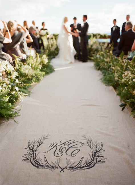 Wedding Ceremony Inspiration | Wedding Brand Embroidered Linen Aisle Runner Rustic Wedding Ceremony, Aisle Runner Wedding, Reception Tablescapes, Aisle Runner, Venue Decor, Ceremony Arch, Aisle Decor, Real Weddings Photos, Wedding Aisle