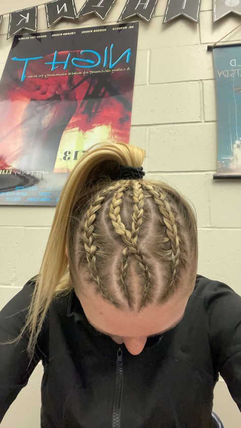 Sport Braid Hairstyles, Crazy Sports Hairstyles, Softball Cornrows, Fun Game Day Hairstyles, Sports Ponytail Hairstyles, Unique Volleyball Hairstyles, Cool Sports Hairstyles, Fun Sports Hairstyles, Fun Braids For Medium Hair