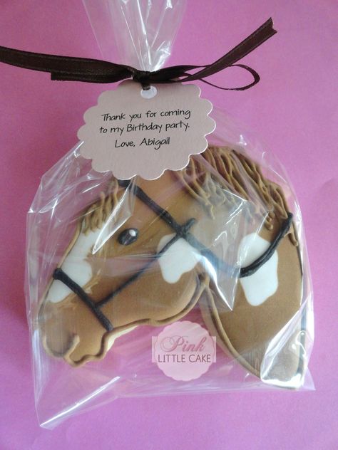 Horse Head Cookies by @Kathi Andrepont Castro via #TheCookieCutterCompany www.cookiecuttercompany.com Horse Theme Birthday Party, Horse Themed Party, Horse Cookies, Farm Theme Birthday, Horse Birthday Parties, Horse Cake, Cowboy Birthday Party, Cowgirl Birthday Party, Cupcakes Decorados