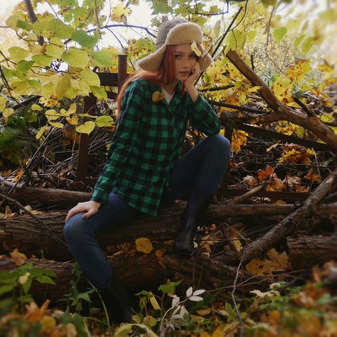 wendy corduroy from gravity falls cosplay by pupupippacosplay Wendy Corduroy Cosplay, Wendy Gravity Falls Cosplay, Lumberjack Aesthetic, Gravity Falls Cosplay, Wendy Corduroy, Gravity Falls Art, Character Portraits, Gravity Falls, Costume Ideas