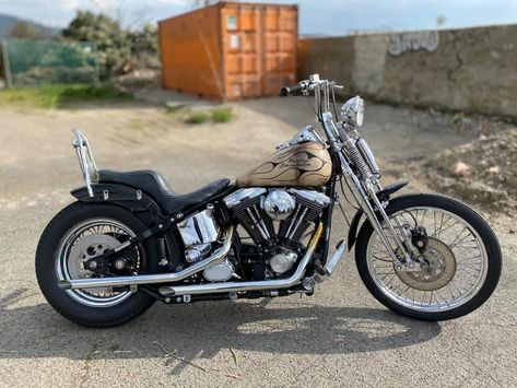 Softail Chopper, Harley Softail Deluxe, Softail Bobber, Harley Chopper, Motorbike Art, New Harley, Softail Custom, Harley Bobber, Softail Deluxe