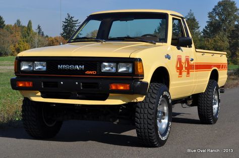 This 1983 Nissan 720 / Datsun 4-wheel drive truck is in excellent condition for having 147k miles on it.  It is… Pick Up Nissan, Nissan Pickup Truck, Datsun Pickup, Nissan 4x4, Chip Foose, Nissan Trucks, Pickups For Sale, Old Pickup Trucks, Nissan Cars