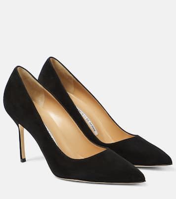 Black Manolo Blahnik Heels, Manolo Blahnik Bb Pump, Turtleneck Sweater Outfit, Manolo Blahnik Heels, Black Suede Pumps, Manolo Blahnik Shoes, Suede Pumps, High Heel Pumps, Manolo Blahnik