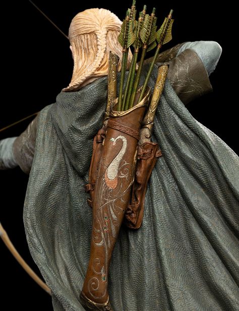 Legolas And Gimli, Lotr Costume, Lotr Elves, The Fellowship Of The Ring, Lotr Art, New Line Cinema, Who People, Weta Workshop, Fellowship Of The Ring