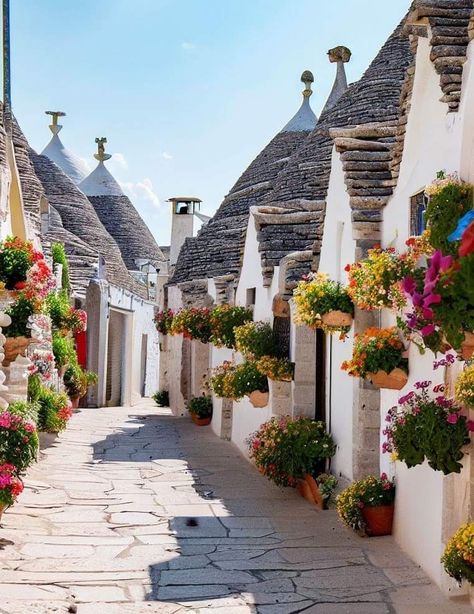 Alberobello Italy, Towns In Italy, Italy Destinations, Best Of Italy, Italian Village, Italy Aesthetic, Italian Colors, Seaside Resort, Visit Europe