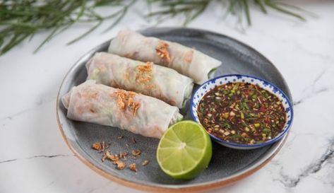 Peking Duck Rice Paper Rolls — Good Chef Bad Chef Rice Paper Rolls Recipe, Peking Duck Recipe, Rice Paper Rolls Recipes, Meat Business, Confit Duck Leg, Duck Dishes, Duck Rice, Vegetable Entrees, Rice Paper Recipes