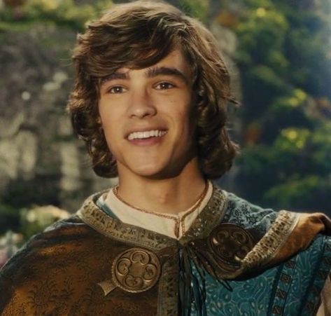 X House Dayne, Arthur Dayne, Daeron Targaryen, Brenton Thwaites, Aaliyah Pictures, Brown Hair Men, Actors Male, Character Inspiration Male, Cute Actors