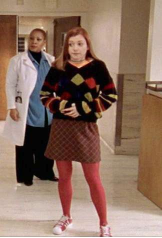 90s Girls Fashion, Willow Rosenburg, Buffy Willow, 90s Girl Fashion, Buffy Outfits, Leather Duster, Willow Rosenberg, Sarah Michelle Gellar Buffy, Buffy Style