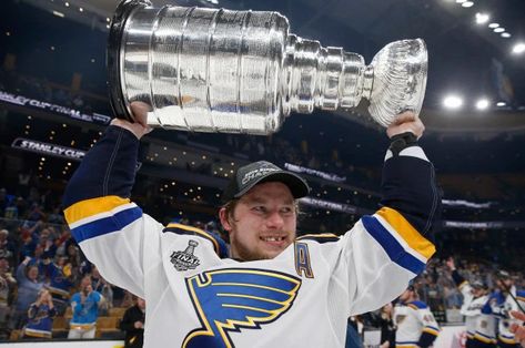 Players stand to lose with NHL payroll maneuvering Joe Pavelski, Stl Blues, St Louis Blues Hockey, Blues Hockey, Jonathan Toews, Hometown Heroes, Stanley Cup Champions, O Reilly, St Louis Blues