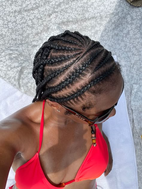 Rihanna Cornrows, Rihanna Braids Hairstyles, Rihanna Braids, Rihanna Hairstyles, Cute Braided Hairstyles, Twist Braid Hairstyles, Braided Cornrow Hairstyles, Sleeves Clothing, Braids With Curls