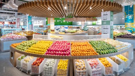 Farmers Market Sumarecon Serpong - Gold Winner - 2018 Hong Kong Design Awards Supermarket Design Interior, Fruit And Veg Shop, Produce Market, Vegetable Shop, Grocery Store Design, Grocery Supermarket, Supermarket Design, Fruit Shop, Bulk Food