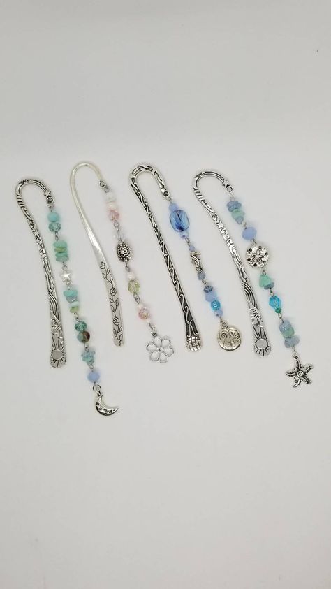 Metal Bookmark Sea Shells Moon Stars Charm Dangle Hook Style - Etsy Beads Bookmark, Ribbon Bookmark Diy With Charms, Bookmark Metal, Bookmark Charm, Bookmarks With Charms, Ribbon Bookmarks With Charms, Crystal Bookmark, Star Bookmark, Charm Bookmark