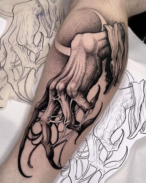 Spooky Flash Art, Creepy Blackwork Tattoo, Spooky Leg Tattoos, Dark Neo Traditional Tattoo, Black And Grey Neo Traditional Tattoo, Gothic Hand Tattoo, Dark Traditional Tattoo, Yakuza Style Tattoo, Dark Tattoo Ideas