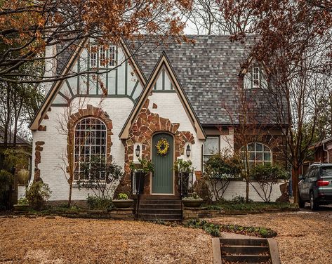 Tudor Style Homes, Storybook Cottage, Casa Exterior, Tudor House, Dream Cottage, White Rock, Trondheim, Cute House, Dream House Exterior