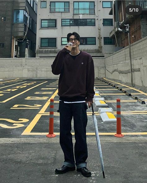 Normcore Outfits, Normcore Fashion, Guy Fits, Minimalist Fashion Men, Guys Clothing Styles, Mens Fashion Inspiration, Stylish Mens Outfits, Fashion Catalogue, Japanese Street Fashion