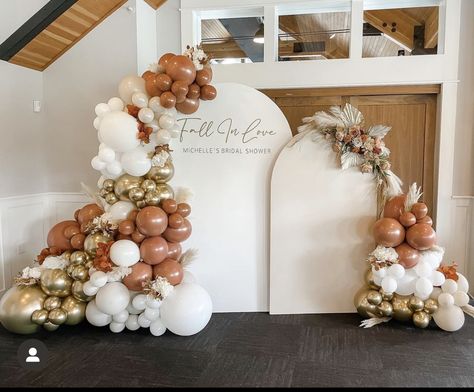 Fall Bridal Shower Decorations, Fall Engagement Parties, Fall In Love Bridal Shower, Bridal Shower Inspo, Bridal Shower Balloons, Wedding Shower Themes, Bridal Shower Backdrop, Baby Shower Theme Decorations, Baby Shower Deco