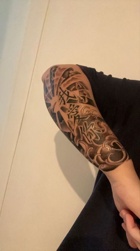 Shaded Sleeve Tattoos For Guys, Halfsleeve Japanese Tattoo, Chinese Shoulder Tattoo, Japanese Arm Sleeve, Chinese Sleeve Tattoos, Roman Numeral Tattoo Men, Men Shoulder Tattoo, Half Sleeve Tattoos For Men, Cloud Tattoo Sleeve