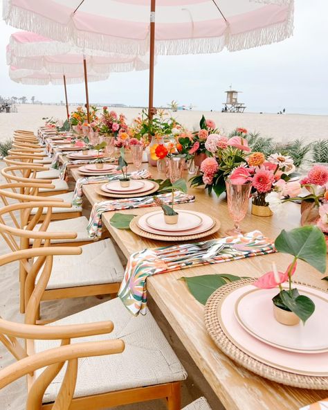 Had so much fun coordinating and designing this chic tropical bridal shower for 25 ladies. Can’t get much better than this beach front setting and delicious catered lunch from @forkknifeandspoons. The Custom cookie favors were a yummy treat for all the girls to take home. #tropicalchic #bridalshower #chictropicalflowers Lunch Catering, Tropical Bridal, Tropical Bridal Showers, Custom Cookie, Cookie Favors, Custom Cookies, Tropical Flowers, Yummy Treats, Bridal Shower