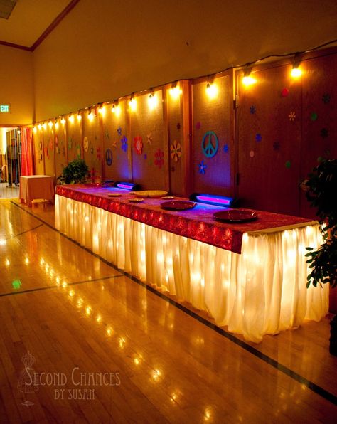 Prom Dance Decorations, Valentines Dance Ideas Elementary, Valentine Day Dance Ideas, Fall Dance Decorations School, Gym Decorating Ideas School Dance, Middle School Dance Decor, Valentines Gala Ideas, School Gym Dance Decorations, Fall Formal Decorations Dance