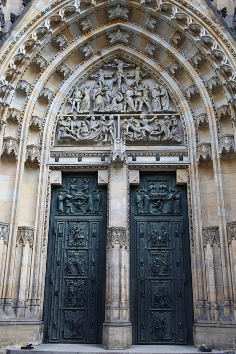 St Vitus Cathedral Doors | photography by http://www.entouriste.com/ St Vitus Cathedral, St Vitus, Visit Prague, Late November, Prague Castle, Architectural Styles, Interesting Buildings, Vatican City, Main Entrance