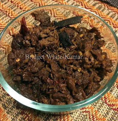 ANGLO-INDIAN FOOD - By Bridget White-Kumar: ANGLO-INDIAN HOT MEAT FRY - an Old… Curry Sauce Recipe Indian, Mutton Fry, Curry Sauce Recipe, Indian Books, Mutton Curry, Non Veg Recipes, Delicious Indian Food, Mutton Recipes, Indian Curries