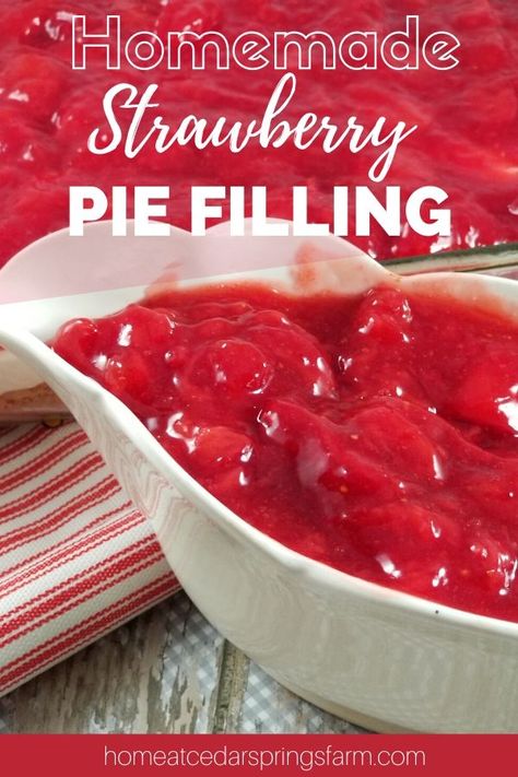 Strawberry Filling Recipe Desserts, Strawberry Pie Filling From Frozen Strawberries, Strawberry Pie Topping, Easy Strawberry Pie Filling, Freezer Strawberry Pie Filling, Homemade Strawberry Pie Filling Recipe, How To Make Strawberry Pie Filling, How To Make Strawberry Filling, Strawberry Pie Filling Recipe