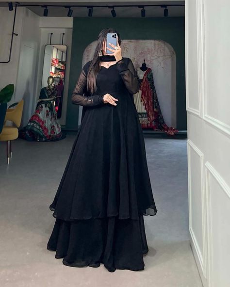 Black Plazo Outfit, Black Georgette Kurti, Georgette Plazo, Plazo Outfits, Plazo Designs, Plazo Kurti, Plain Kurti Designs, Plain Kurti, Anarkali Suits Bollywood