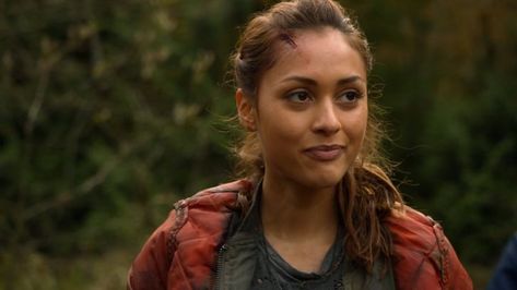 The 100 - Season 2 - Lindsey Morgan Interview The 100 Raven, The 100 Season 3, Lindsay Morgan, Raven Reyes, The 100 Characters, Lindsey Morgan, Strong Female Characters, Super Mario Party, Xbox Game