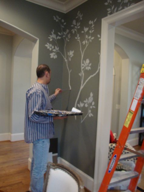 A Dining Room with the Wow Factor!!! • Segreto Secrets Gray Wall Mural Ideas, Hand Painted Chinoiserie Mural, Living Room Wall Mural Ideas, How To Paint A Mural On A Wall, Small Room Paint Ideas, Room Wall Mural Ideas, Hand Painted Wall Designs, Hand Painted Wall Pattern, Dining Room Wall Mural