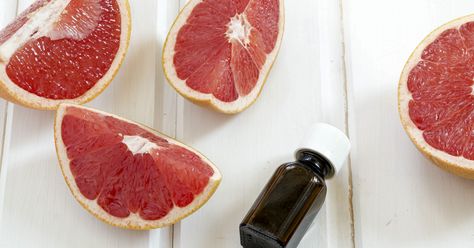 If you’re wondering about using grapefruit seed extract for candida, there are a few things you need to know. While research is promising, there’s not much of it available. We’ll give you some ways to treat different forms of candida with this antifungal extract, but be sure you talk to your doctor. Fat Burning Pills, Cold And Cough Remedies, Grapefruit Seed Extract, Natural Fat Burners, Fat Burning Machine, Fat Burners, Easy Diet Plan, Fat Burning Supplements, Grapefruit Essential Oil