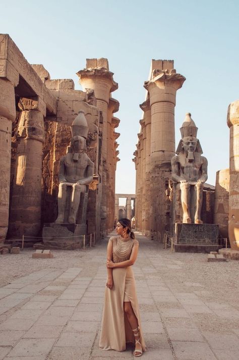 Photo Ideas Egypt, Egypt Photoshoot Ideas, Luxor Egypt Outfit, Egypt Photoshoot, Luxor And Aswan, Egypt Outfits, Egypt Style, Nile River Cruise, Nile Cruise