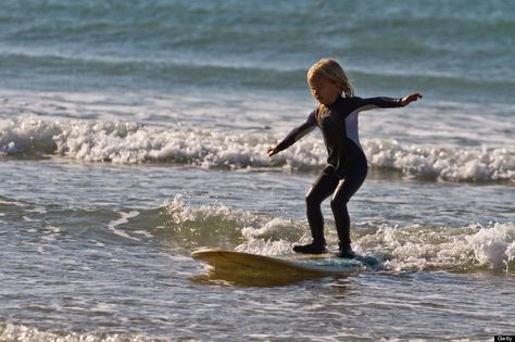 Surfing Kids, Surfer Kids, Surfing Aesthetic, Mavericks Surfing, Surfing Pictures, Ocean Kids, Surf Camp, Surf Lesson, Surf Outfit