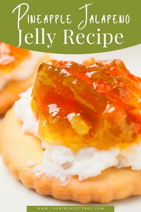 Pineapple Jalapeno Jelly, Jalapeno Jelly Recipes, Jalapeño Jelly, Pineapple Jelly, Canning Jam Recipes, Pepper Jelly Recipes, Jalapeno Jelly, Hot Pepper Jelly, Home Canning Recipes