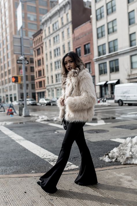 NYFW Look: That 70's Flare — Pau Dictado Shaggy Coat Outfit, Coated Jeans Outfit, Wedding Dress Coat, Flare Jean Outfit, Fur Coat Outfit, Winter Coat Outfits, Flare Jeans Style, Winter Fashion Outfits Casual, Wideleg Pants