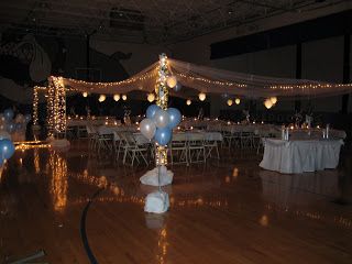 Gym decorating idea Gym Party Decorations, Hoco Decorations, Gym Decorating Ideas, School Dance Decorations, School Dance Themes, Gym Party, Middle School Dance, 8th Grade Dance, Gym Dance