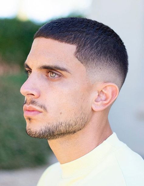 We are sharing the best edgar haircut alternatives for you. If you want to try a new and stylish haircut, visit our edgar haircuts gallery. Low Fade Buzz Cut, Buzz Cut Low Fade, Finn Haircut, Jarhead Haircut, Edgar Haircut, Round Face Men, Buzz Cut Hairstyles, Edgars Haircut, Low Fade Haircut