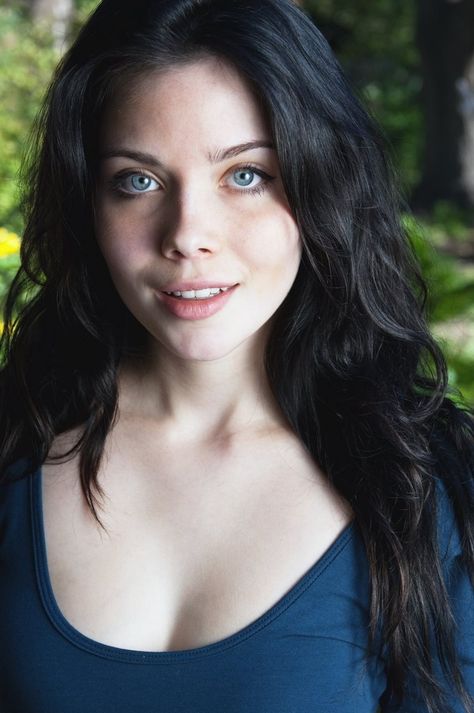 Mary MacDonald - Grace Phipps Actresses With Brown Hair, Grace Phillips, Actresses With Black Hair, Red Hair Celebrities, Grace Phipps, Black Hair Blue Eyes, Girls With Black Hair, Long Dark Hair, Girls Braids