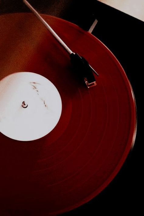 Vinyl Aesthetic Vintage, Manifest Fast, Burgundy Aesthetic, Arte Jazz, Suitcase Record Player, Vinyl Aesthetic, Dark Red Wallpaper, I See Red, Cherry Wine