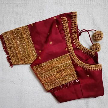 Photo from Bridal Blouse collection by Whattsapp Simple Aari Work Blouse Design, Simple Aari Work Blouse, Simple Aari Work, Aari Work Blouse Design, Chudidhar Neck Designs, Latest Bridal Blouse Designs, Maggam Work Blouse, Best Blouse Designs, New Saree Blouse Designs