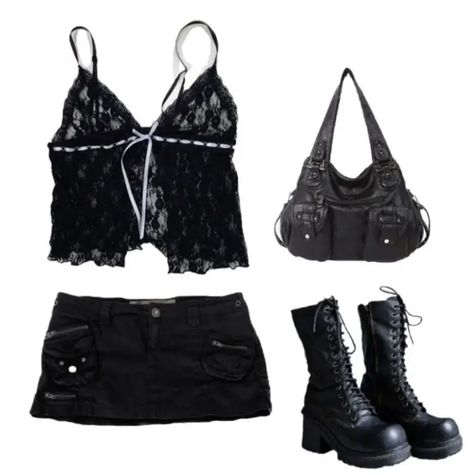 Dark Y2k Outfits, Black Casual Outfit, Casual Outfit Idea, Casual Goth, Alt Outfits, Dark Cottagecore, Miniskirt Outfits, 2000s Fashion Outfits, Outfit Trends