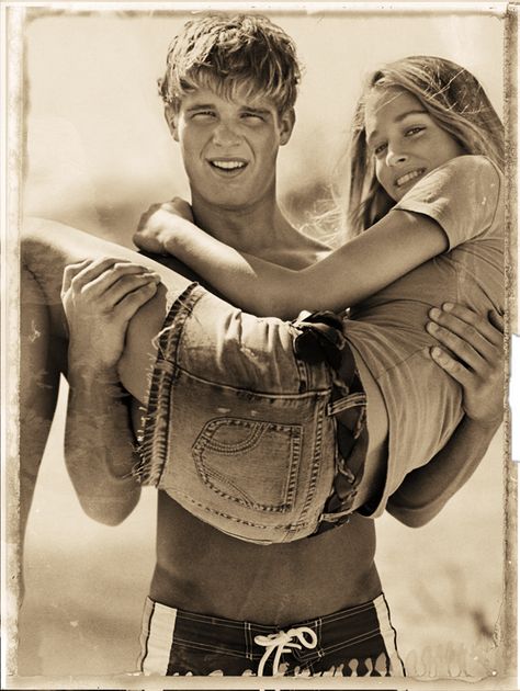 Abercrombie Fitch Aesthetic, Abercrombie Models, American Apparel Ad, Clothing Ads, Hollister Style, Hollister Men, Beach Couple, Bruce Weber, Hampstead Heath