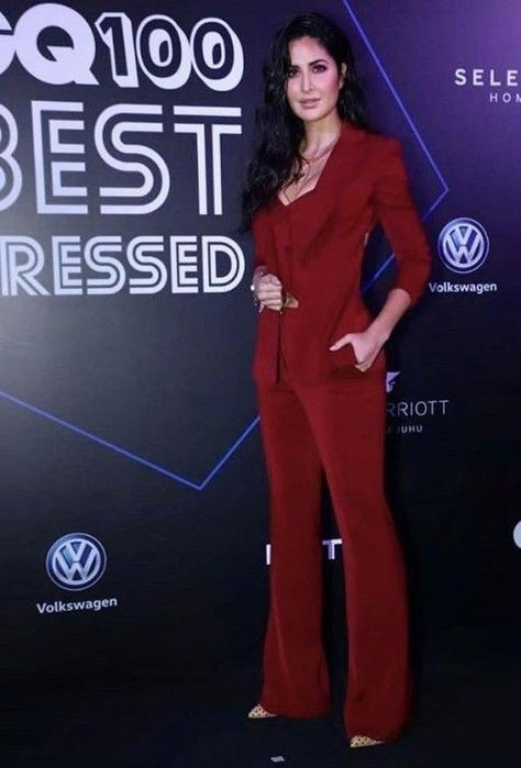 Best Dressed Award, Katrina Kaif Photo, Couture Looks, Yay Or Nay, Classy Casual Outfits, Classy Casual, Katrina Kaif, Best Dressed, Party Fashion