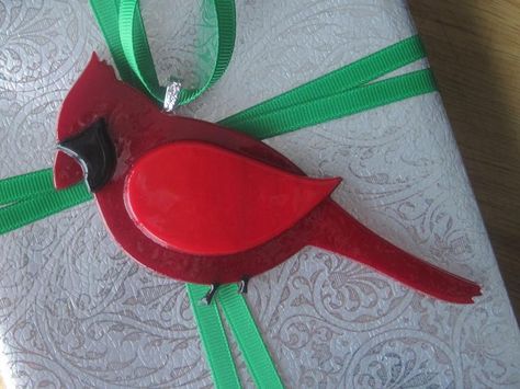 Stained Glass Cardinal, Cardinal Ornaments, Fused Glass Ornaments, Stained Glass Birds, Glass Fusing, Bird Ornaments, Red Cardinal, Fused Glass Art, Glass Ideas